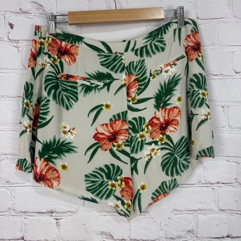 Hommage Los Angeles Floral Two Piece Set size L Tropical Crop Top Resortwear